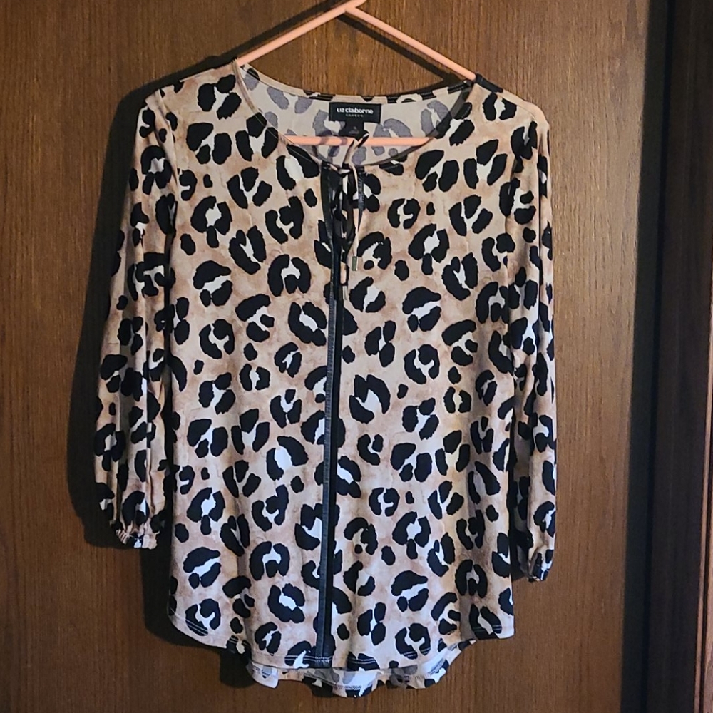 Animal print top
